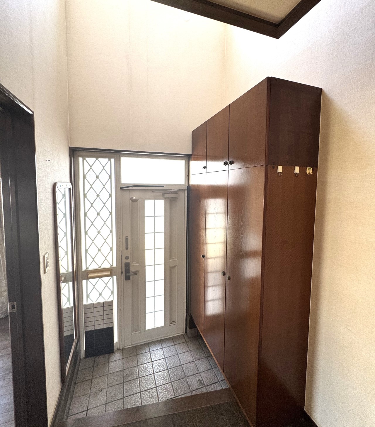 【玄関】収納たっぷりな下駄箱つき！  