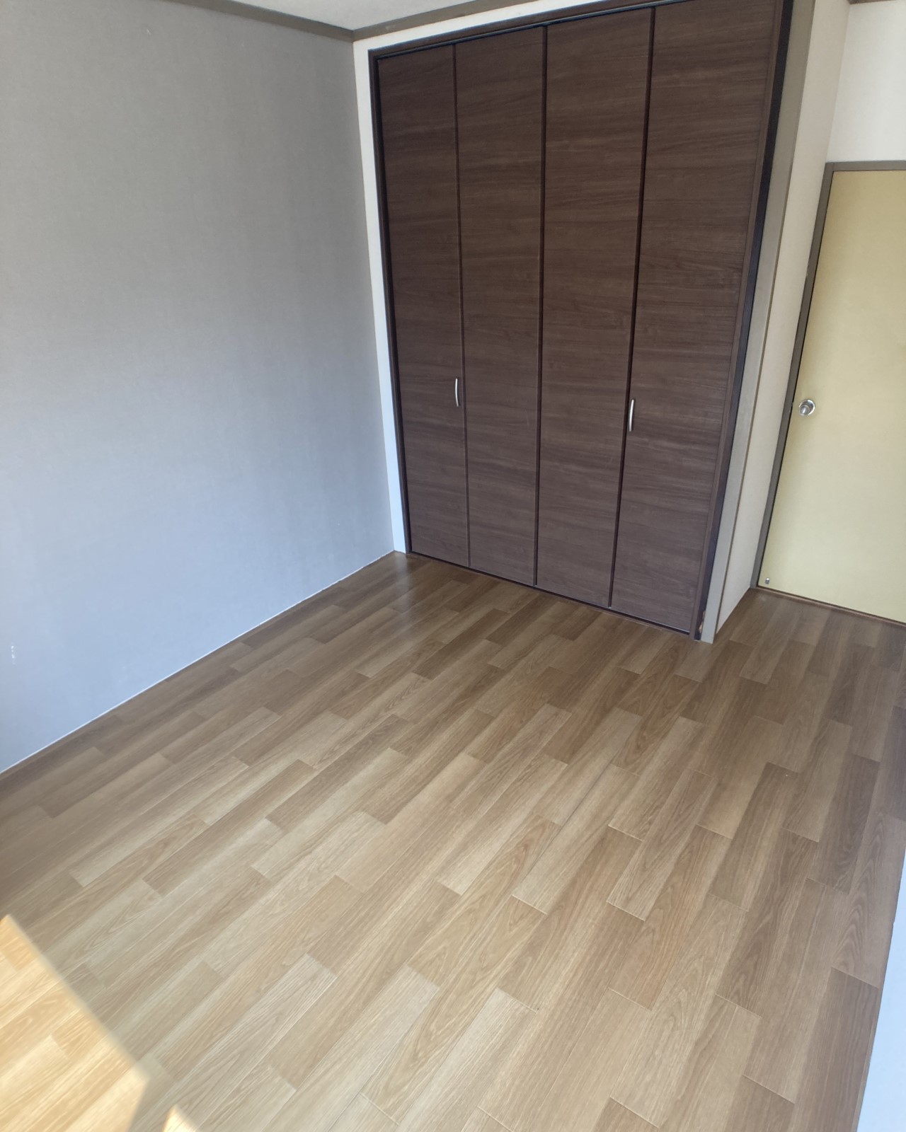 ◇２階中央洋室