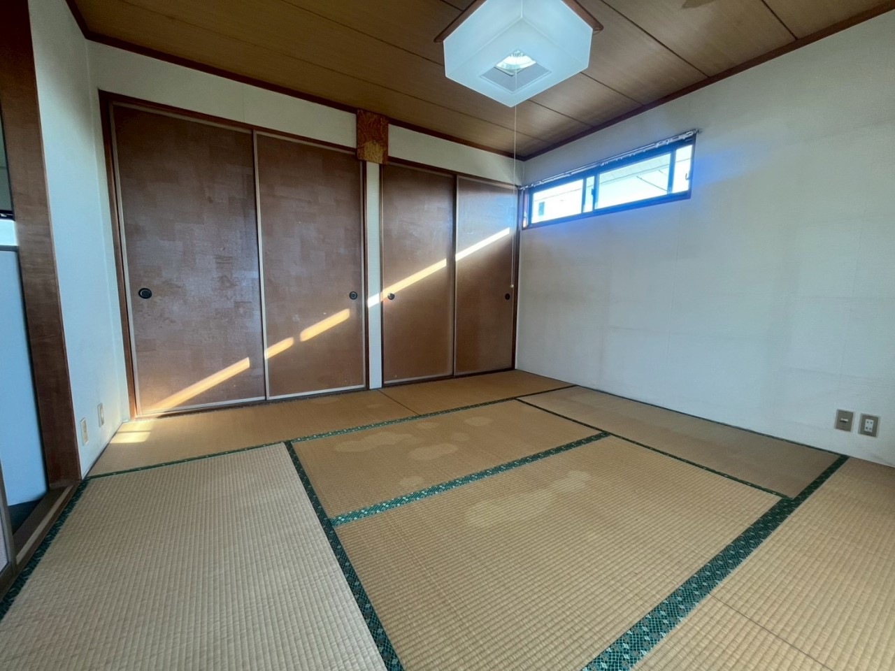 【和室】全居室に収納がございます。お布団や季節物などがしっかり収納できます。