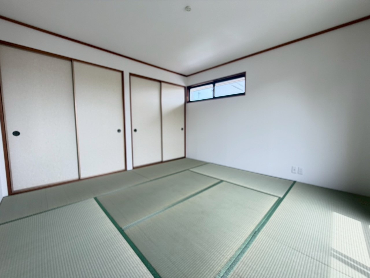 【和室】あたたかい光が入るお部屋です♪ 