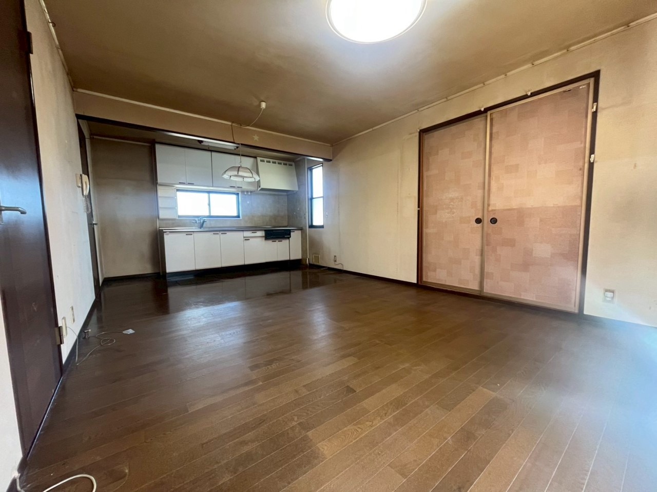 【リビング】ソファを置いてゆっくり過ごしたいですね。  