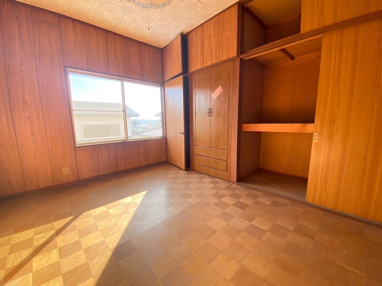 【洋室】リフォームのご相談も承っております。