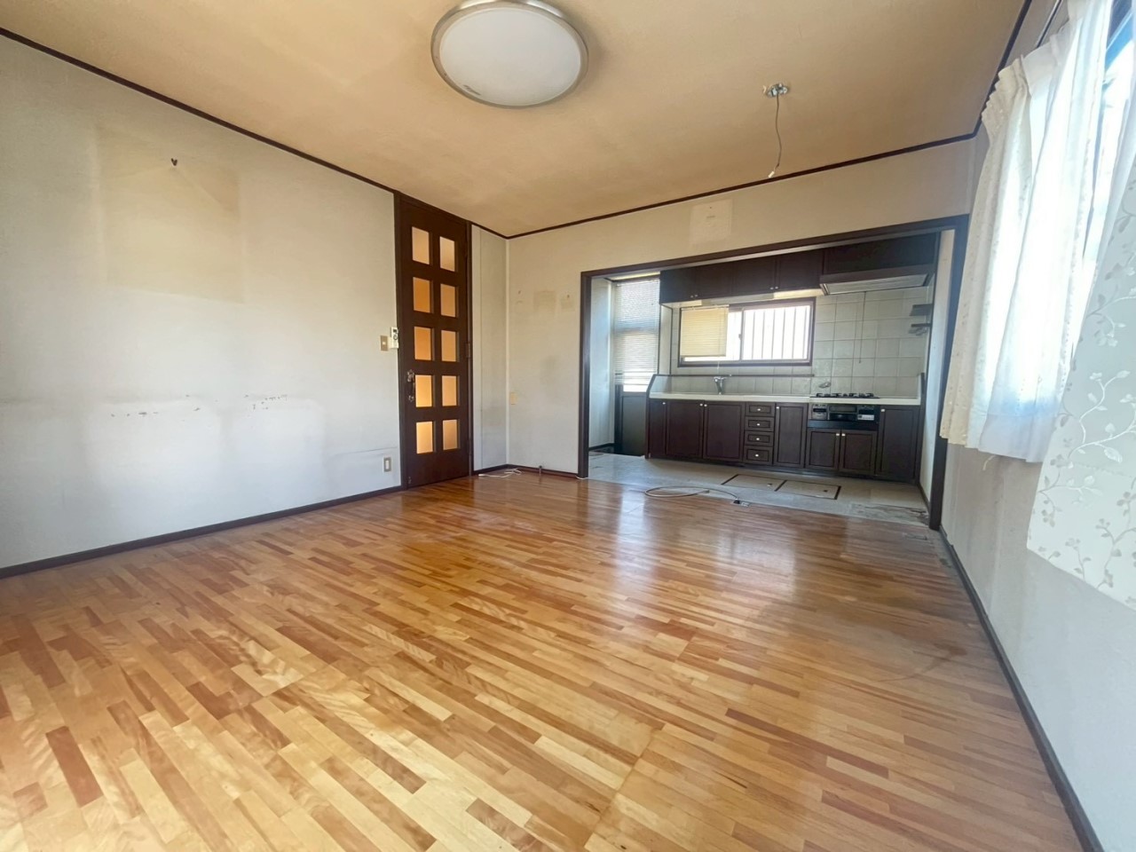 【リビング】ご家族との会話が弾むリビング♪