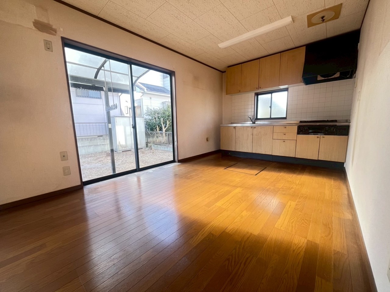 【ダイニング】会話しながらお料理ができます♪