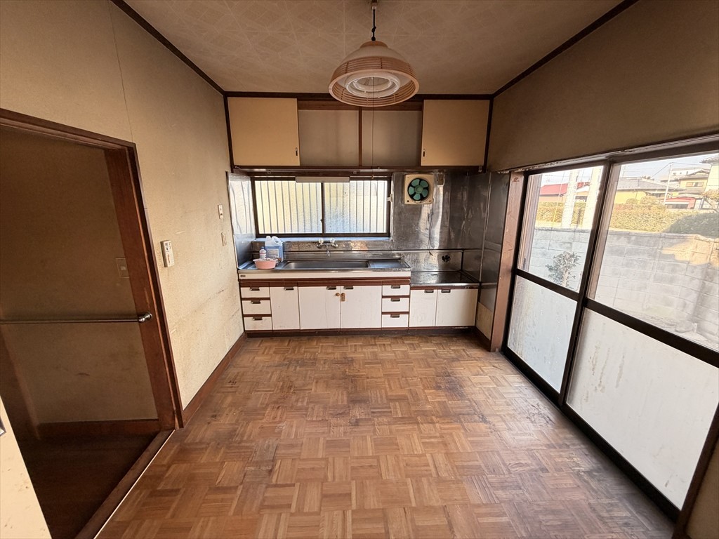 【ダイニング】光の入る明るいダイニング♪