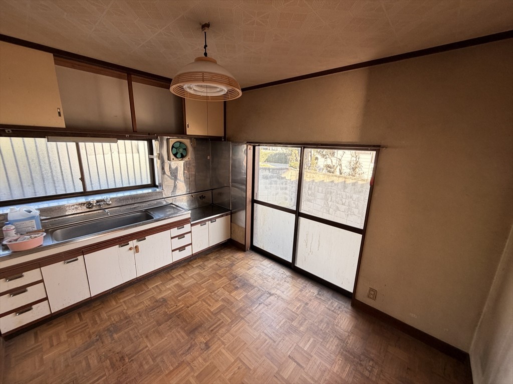 【キッチン】並んでお料理ができる広さがあります♪