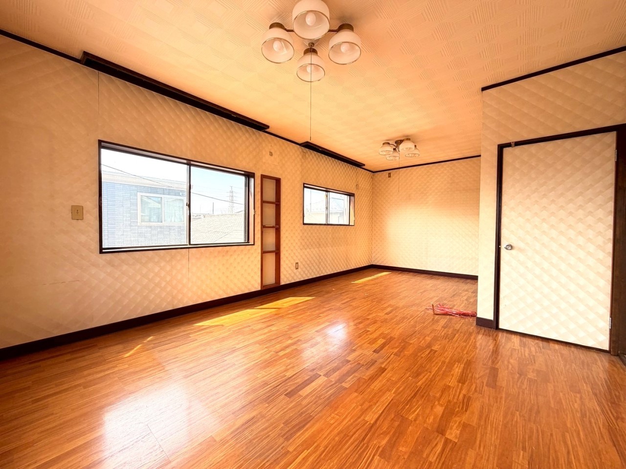 【洋室】広々としたお部屋です♪