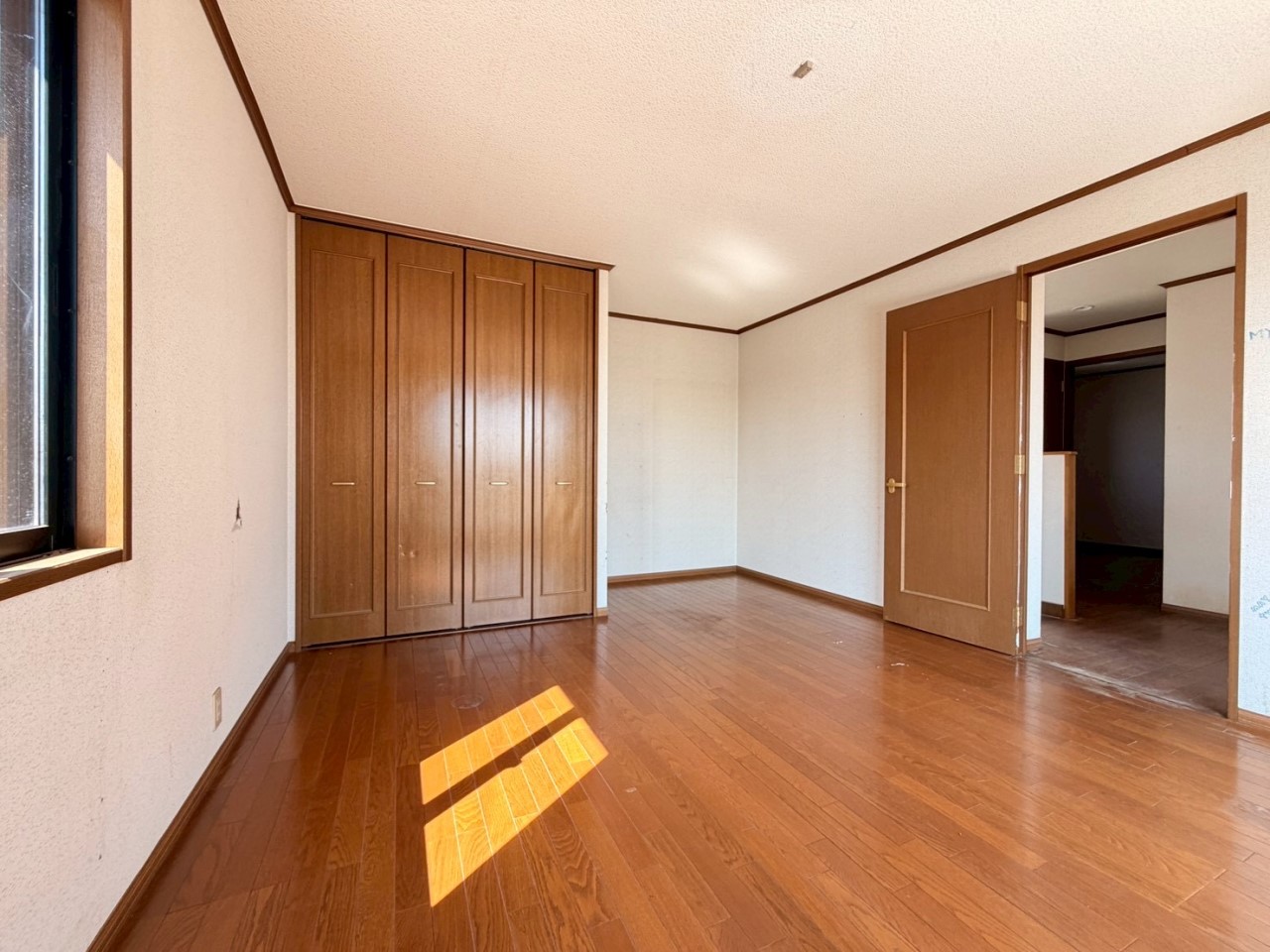 【洋室】全居室に収納がございます♪