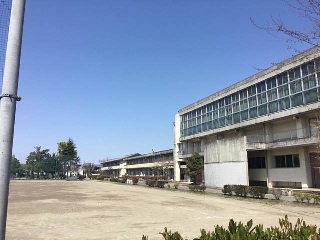荒川中学校(1300m)-