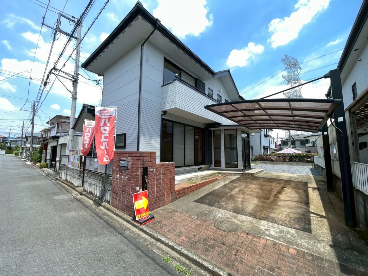 【外観】西側前面道路約5.0ｍです！
