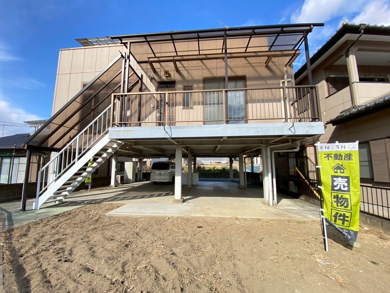 【外観】お庭で家庭菜園やBBQができます♪