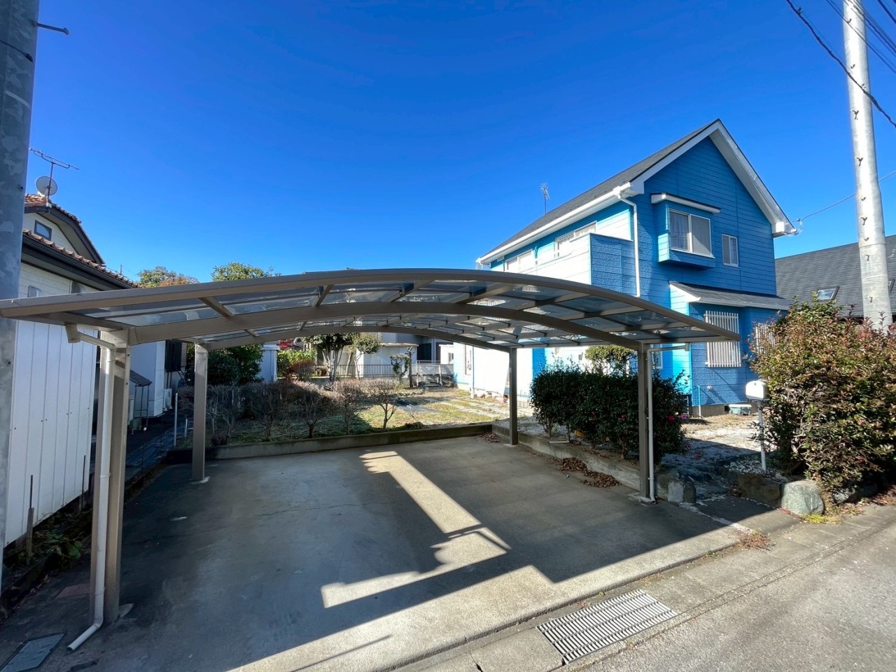 【外観】2台分のカーポート付き♪