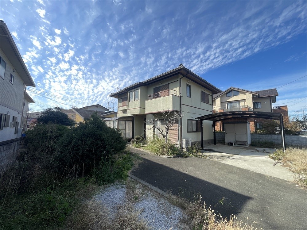 【外観】約94坪の広々とした敷地です♪前面道路の幅員は6ｍ！