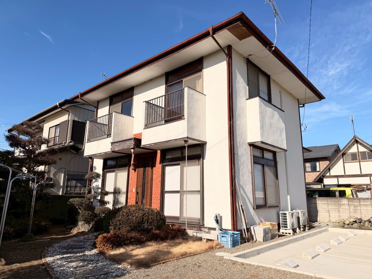 【外観】耐震性が高いと言われる総2階のお家です♪