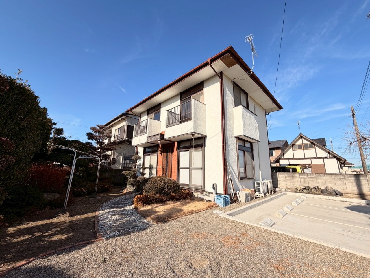 【外観】お子様のプールができるスペースもございます♪