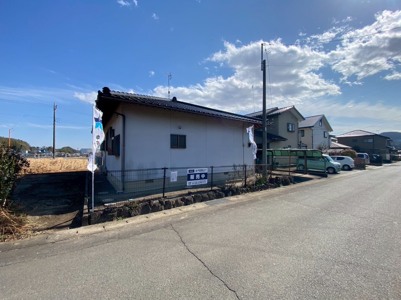 【外観】のどかで開放感のある立地です♪