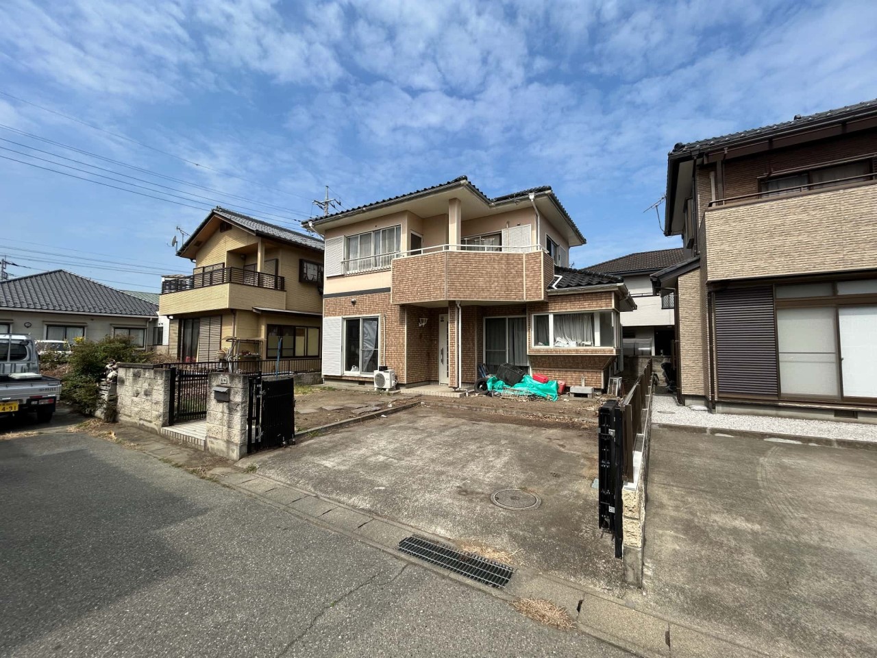 【外観】2台駐車可能です♪