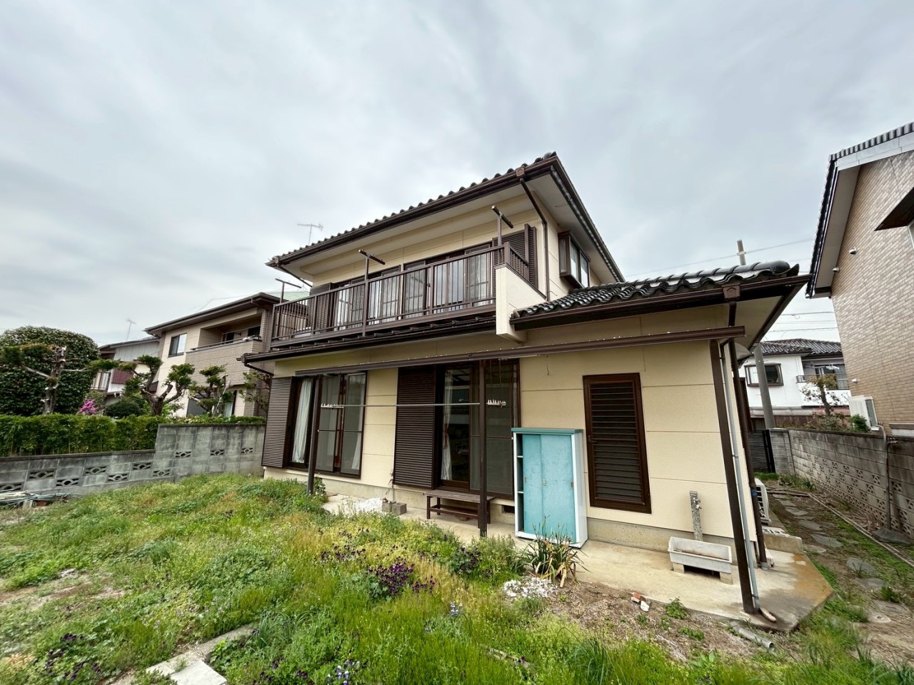 【外観】南側に広がる、プライベート感あふれるお庭♪