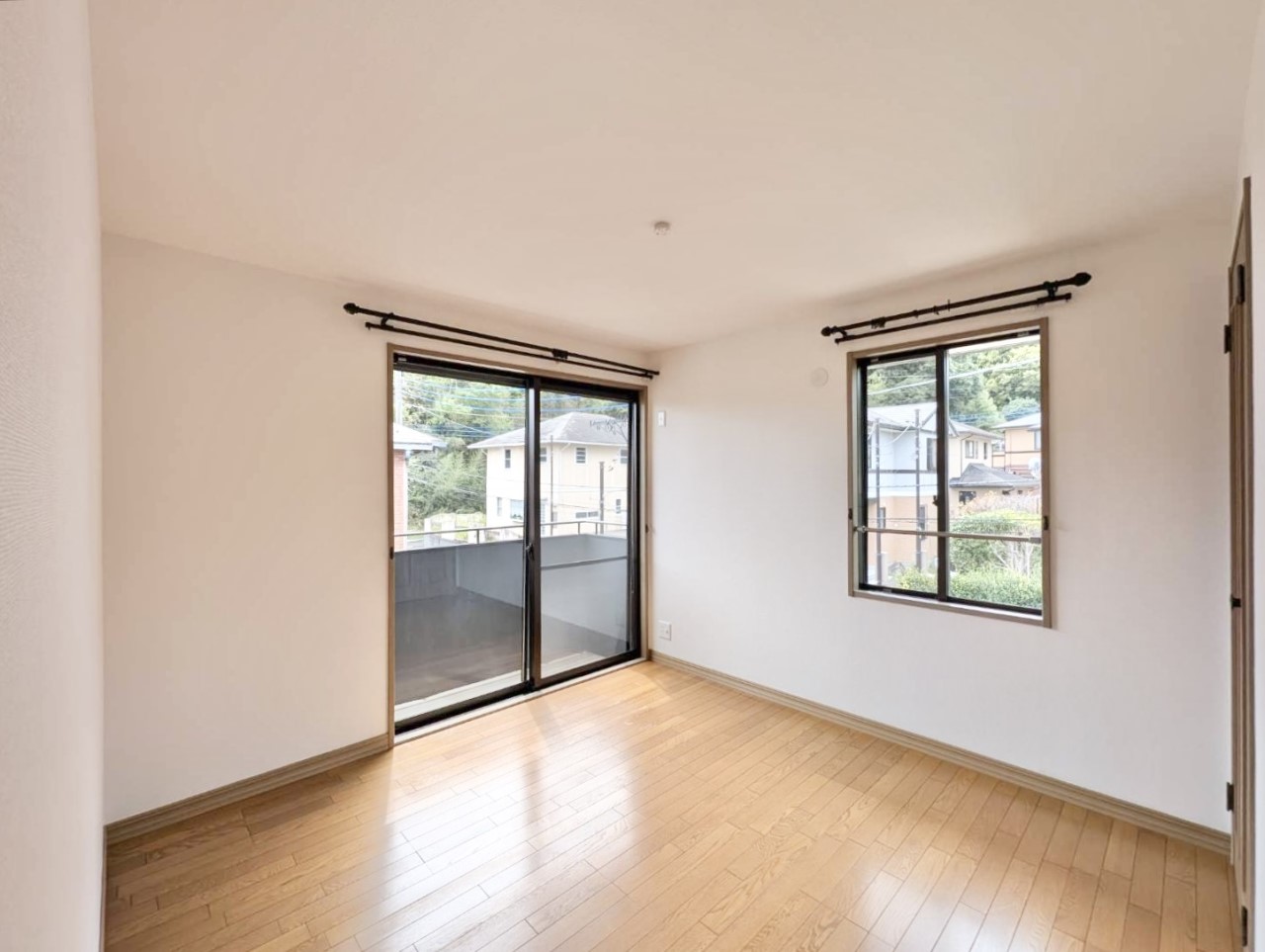 【２階洋室】6帖洋室は、1人部屋にも最適です(^^)/