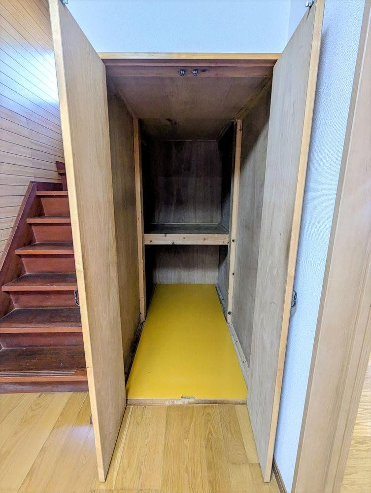 【収納】座布団やお布団、生活用品をたっぷりと収納できます。常にお部屋を整理整頓できます♪