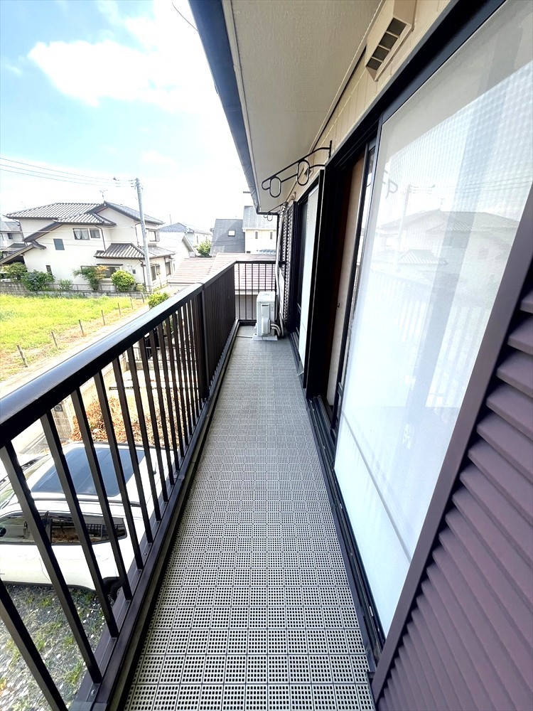 ※リフォーム前の写真です。【バルコニー】日当りがよくあたたかなバルコニーは、お洗濯物はもちろん家族のお布団を干せる広さも確保♪