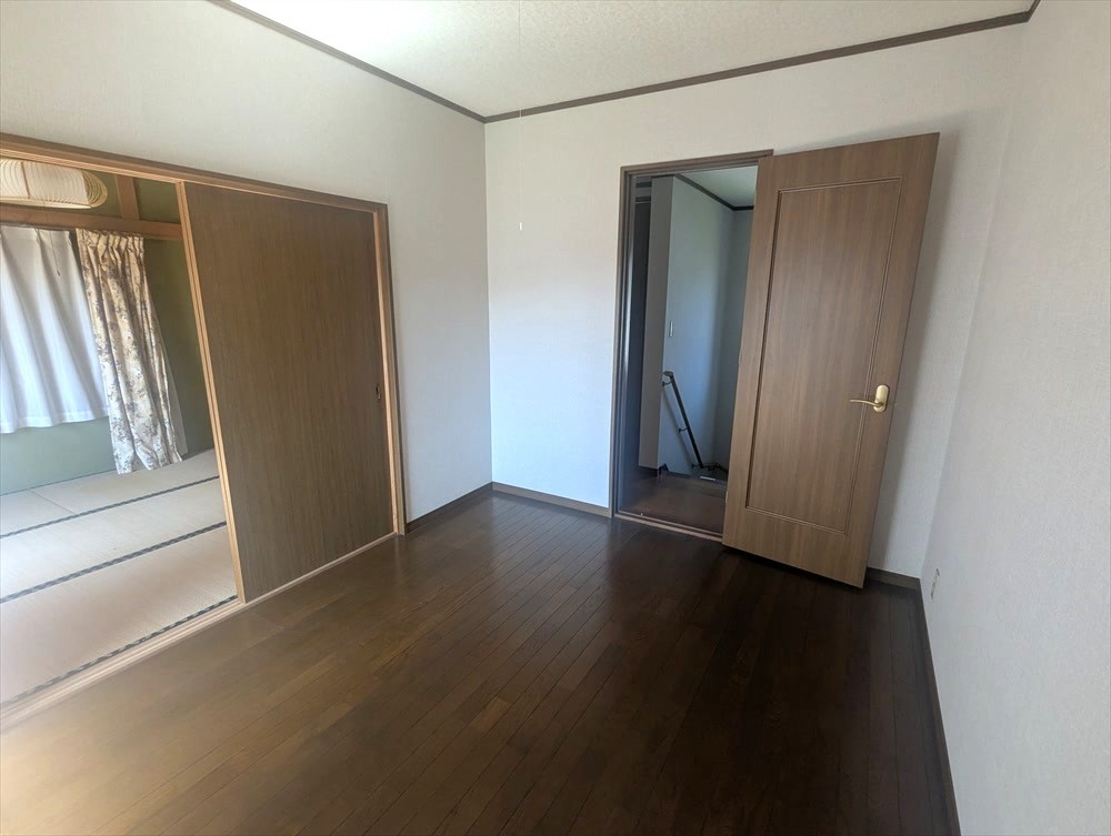 ※現況販売となります（2025.10月撮影）■２F、6帖の洋室