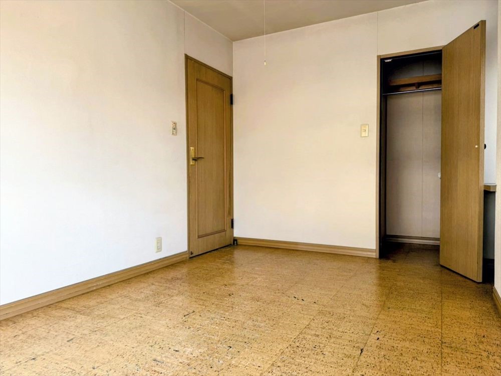 【洋室】全居室収納付きでお部屋を広く使えます♪※2026年3月撮影