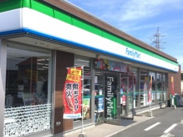 ファミリーマート日立川尻町店(1300m)-ファミリーマート日立川尻町店まで徒歩17分（約1300ｍ）