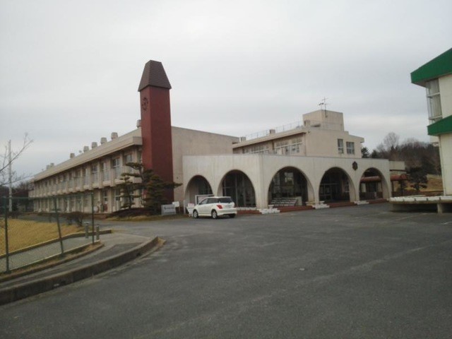 常陸太田市立世矢小学校(2400m)-常陸太田市立世矢小学校まで徒歩30分（約2400ｍ）