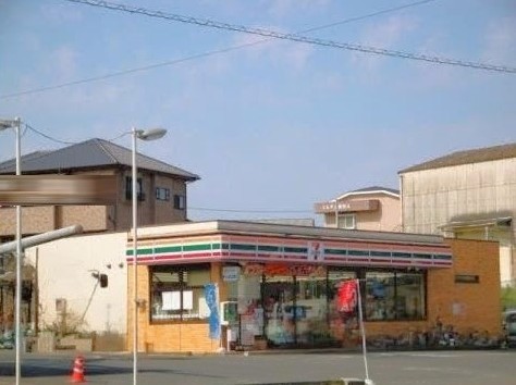 セブンイレブン日立市石名坂町店(1100m)-