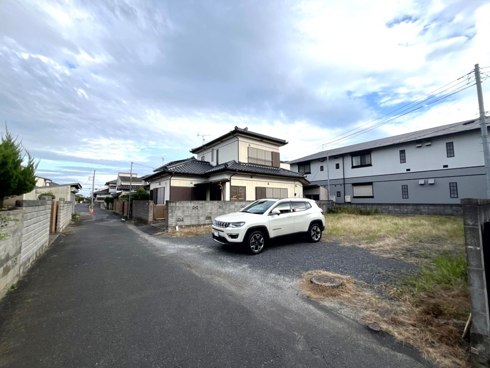 お車最大８台駐車可能です！！※現況販売となります。（2025.9月撮影）