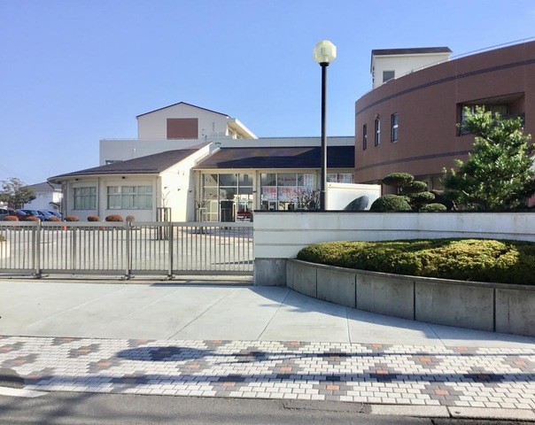 第三中学校(210m)-