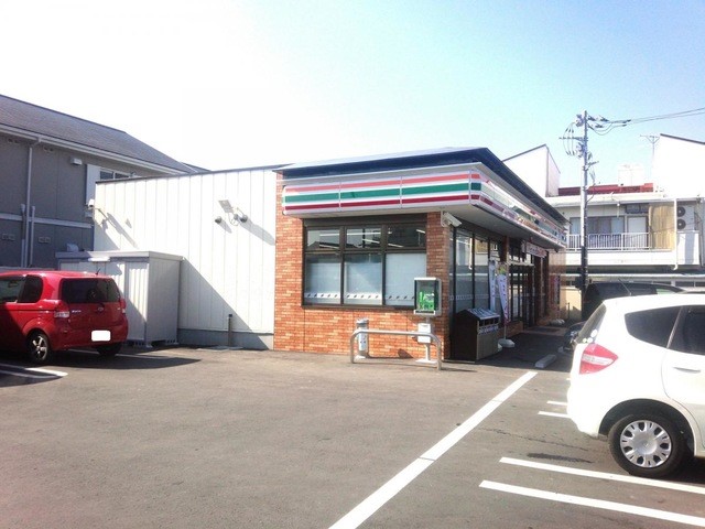 セブンイレブン水戸見川店(500m)-
