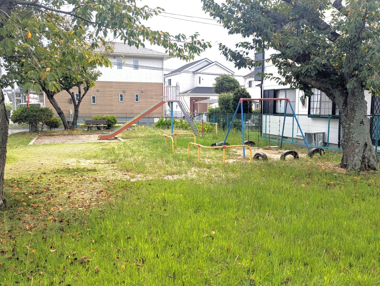 石名坂団地児童公園(100m)-