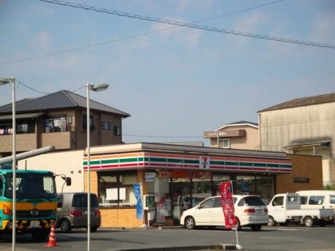 セブンイレブン日立石名坂町店(650m)-