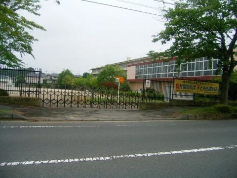 石岡市立南小学校(2100m)-