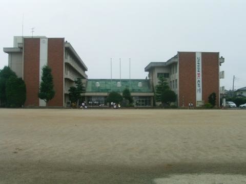 石岡市立石岡中学校(3300m)-