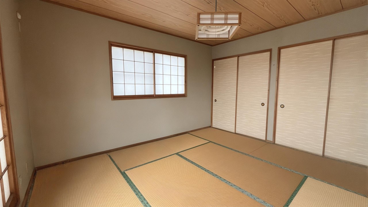2階の和室　あると嬉しい和室！※2025年7月撮影