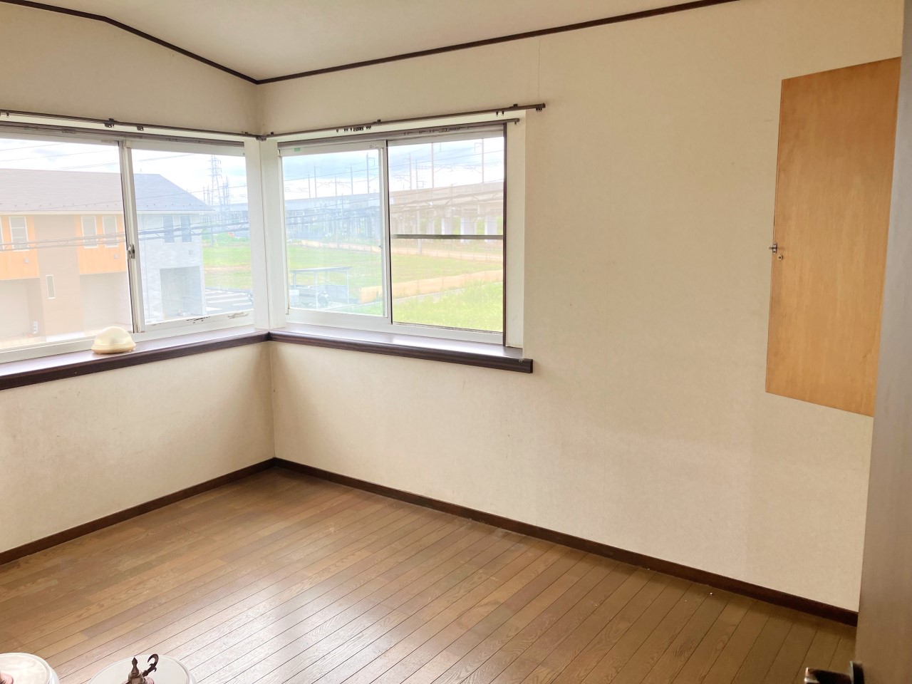 明るく清潔感のある洋室は、寝室や子ども部屋にぴったりです。