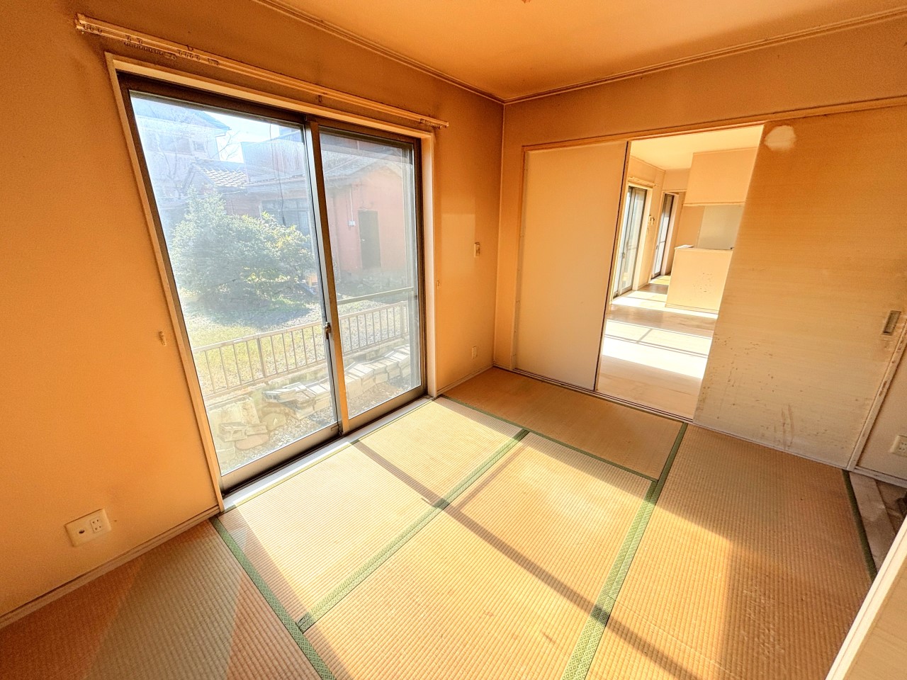 東側の和室です！※2025年10月撮影