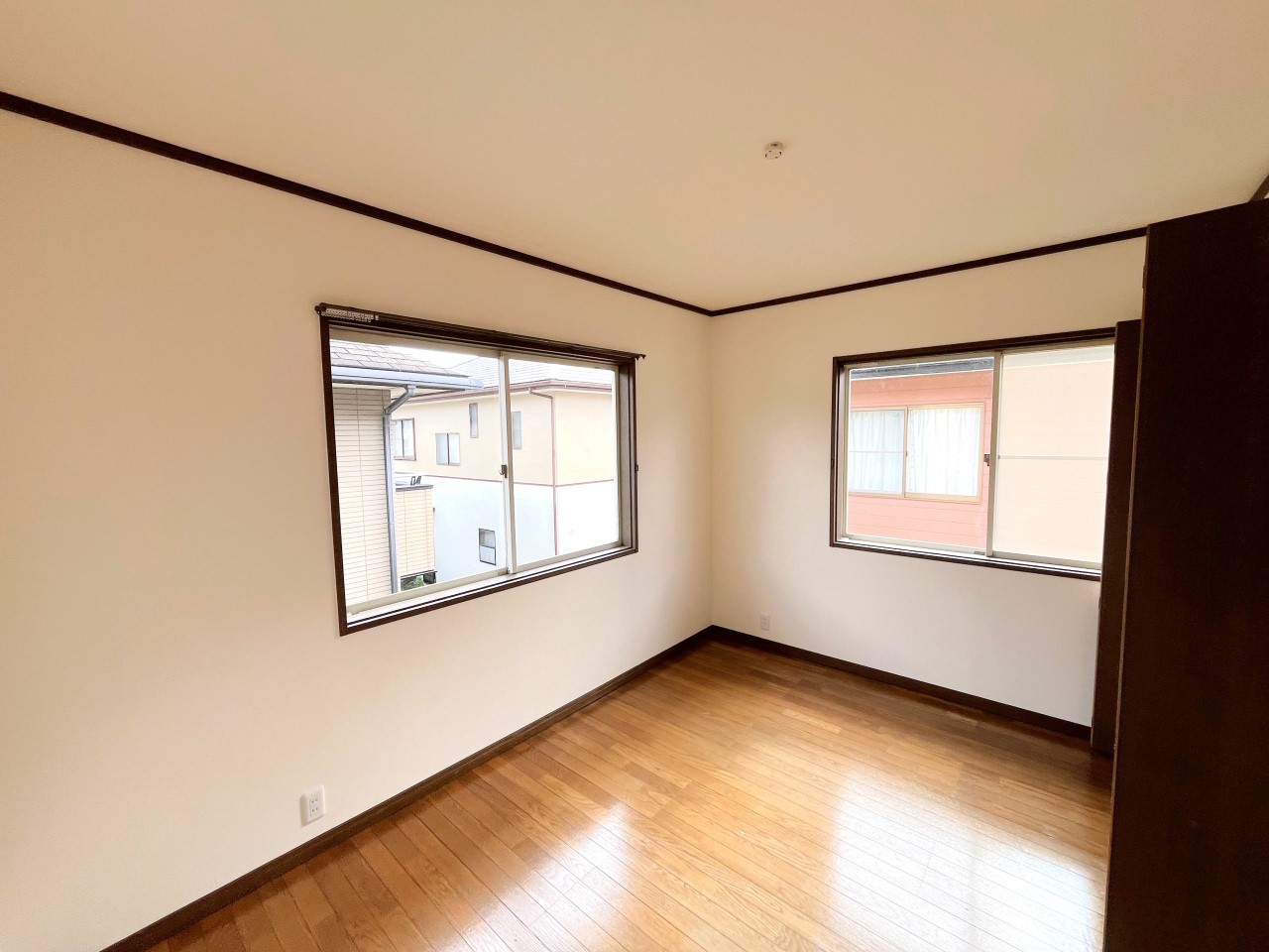 2階北側洋室　子ども部屋や在宅ワークにも！※2025年11月撮影