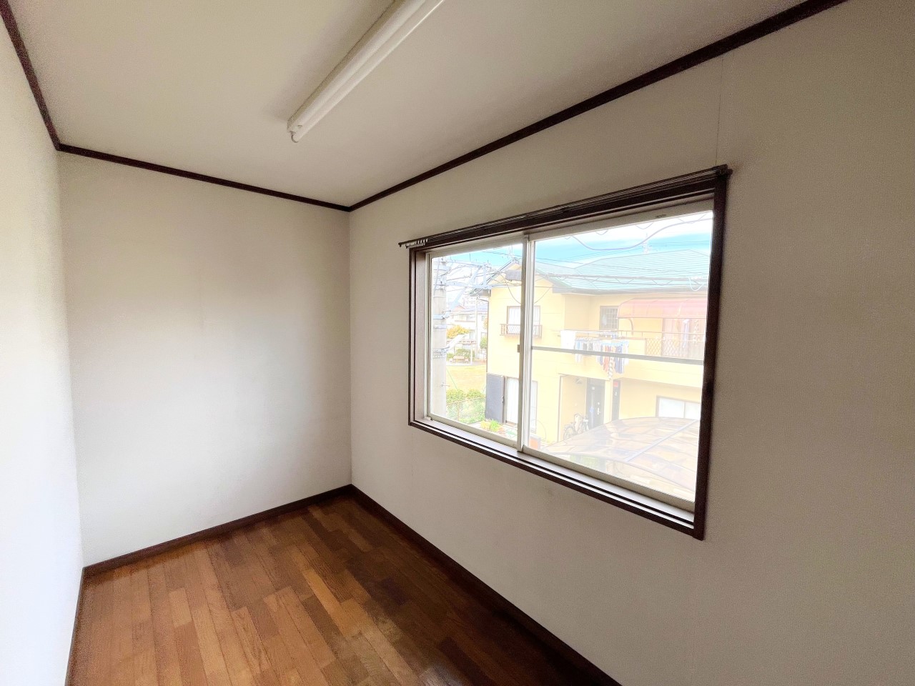 2階北側の納戸　使い道自由なフリースペースです！※2025年11月撮影