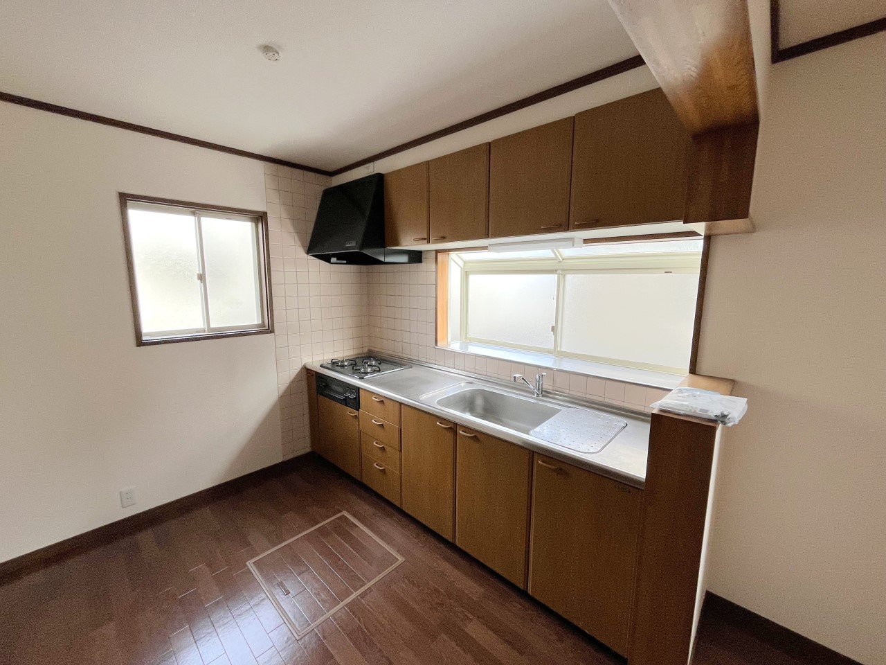 収納が充実したキッチンです！※2025年11月撮影