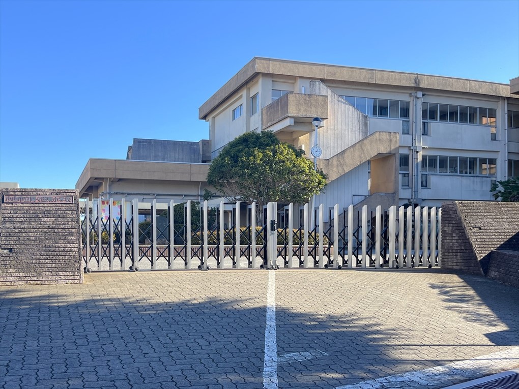 間々田東小学校(1200m)-