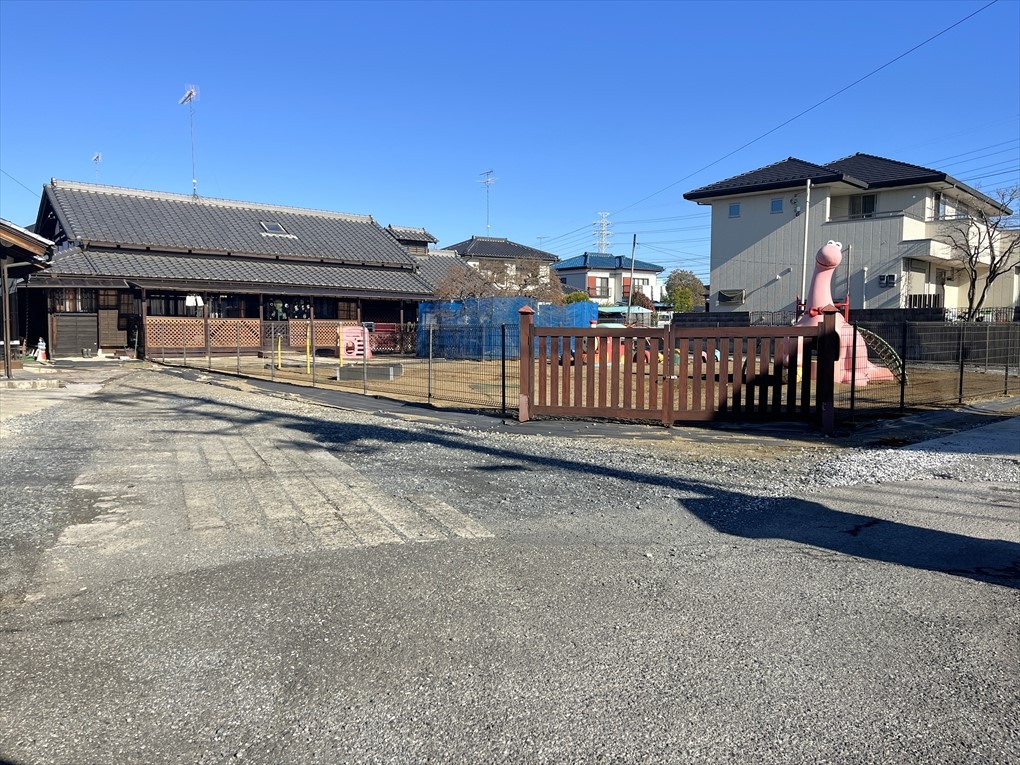 ストロベリー保育園(650m)-