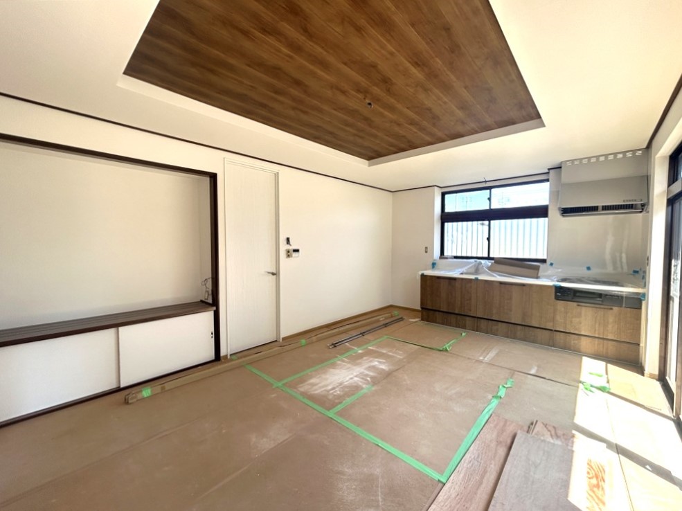 *. ダイニングキッチン .*　※リフォーム中  