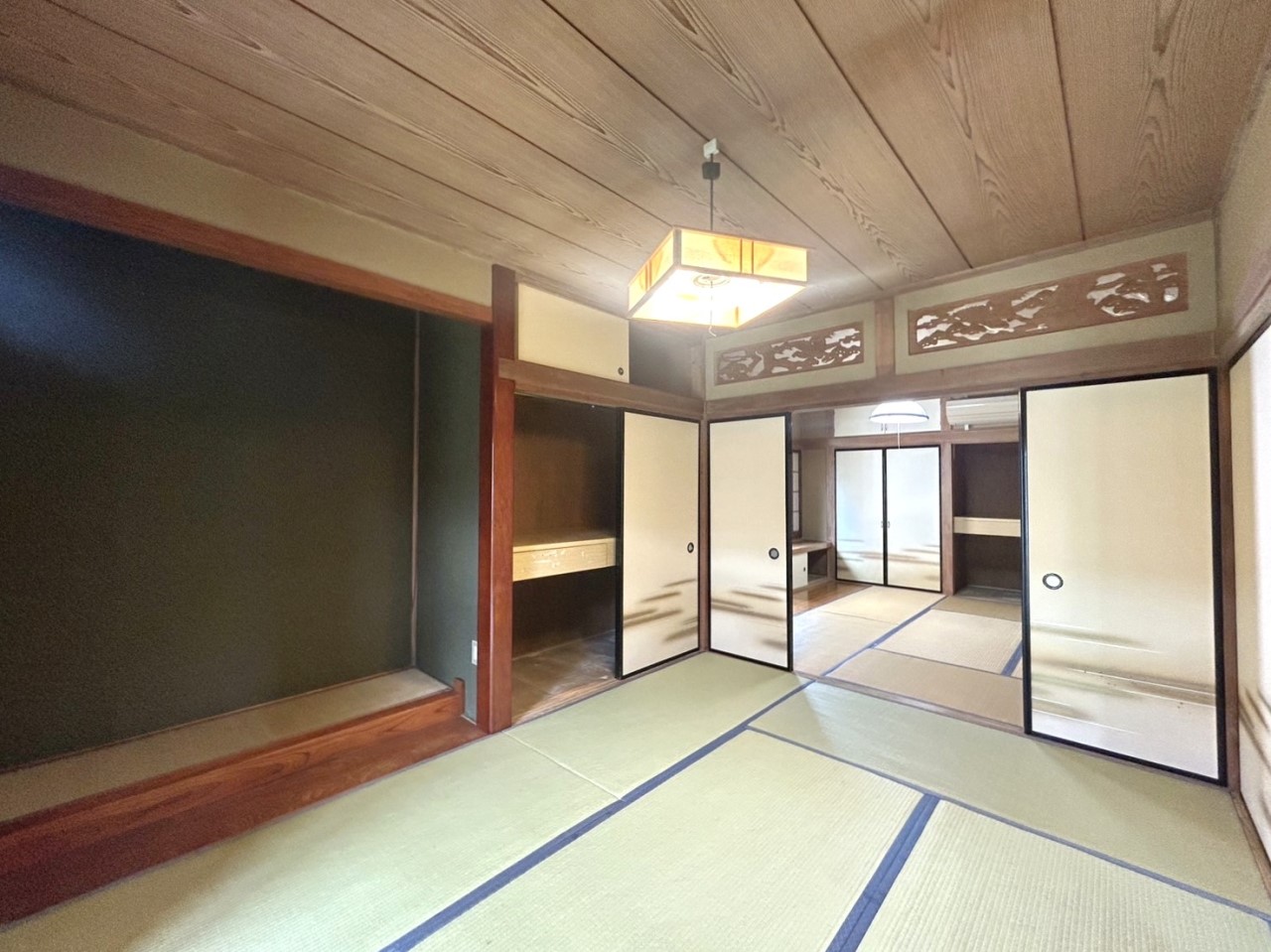 *. 1階和室 .*  和室にはリラックス効果があるため、家事やお昼寝スペースにピッタリです♪