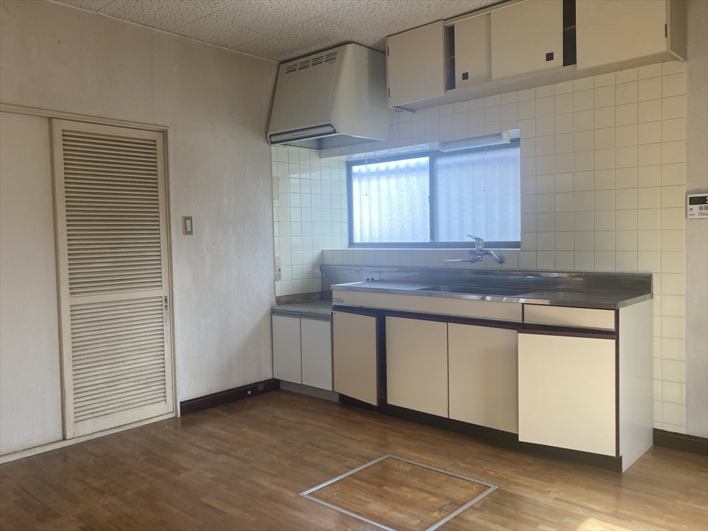 *. キッチン .*  並んでお料理ができますね。