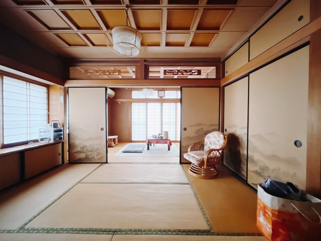 【和室】あたたかい光が入る、ご家族でくつろげる和室♪