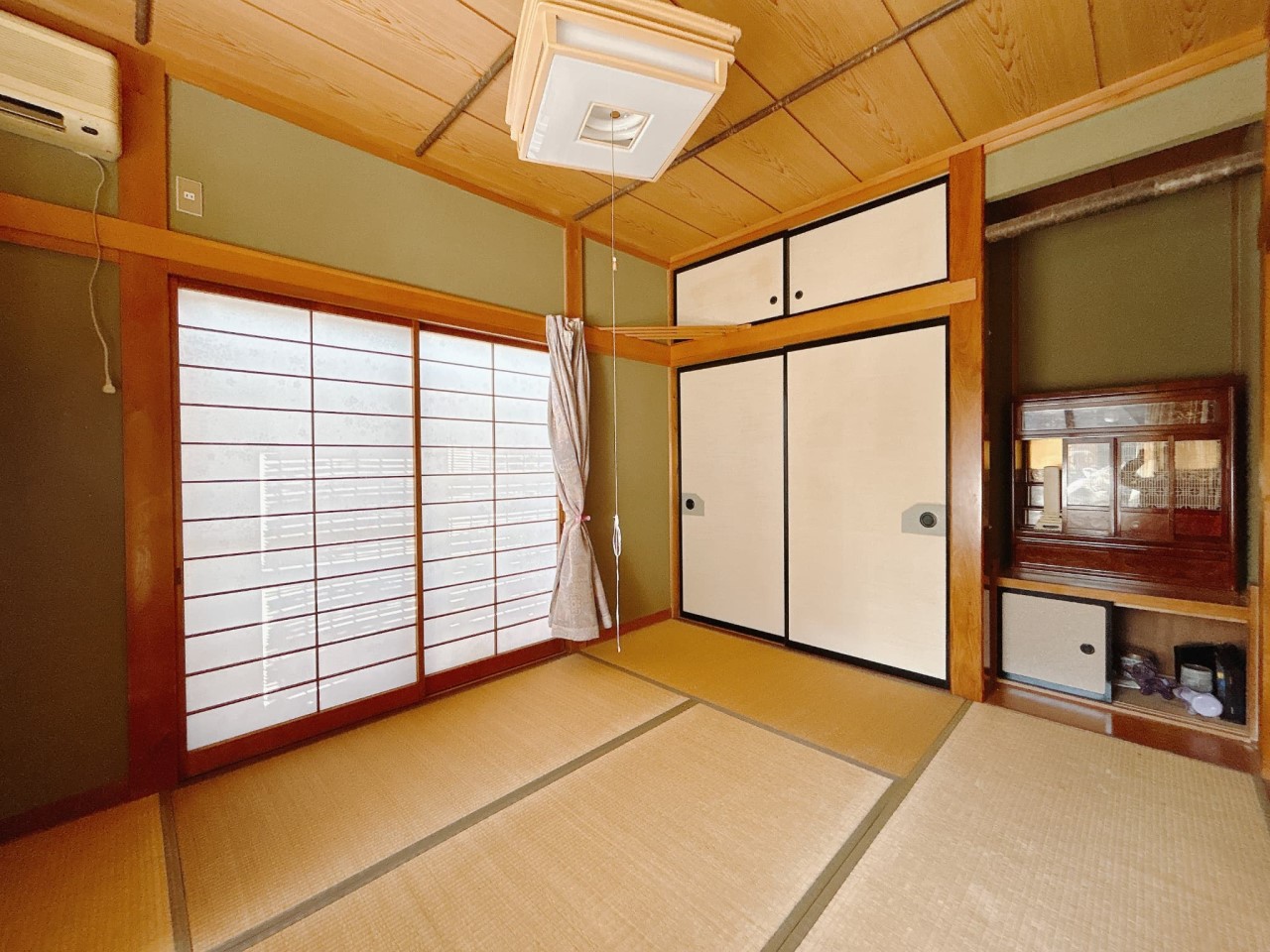 【和室】日当たりの良い、くつろげる和室♪  ※残置物は撤去します